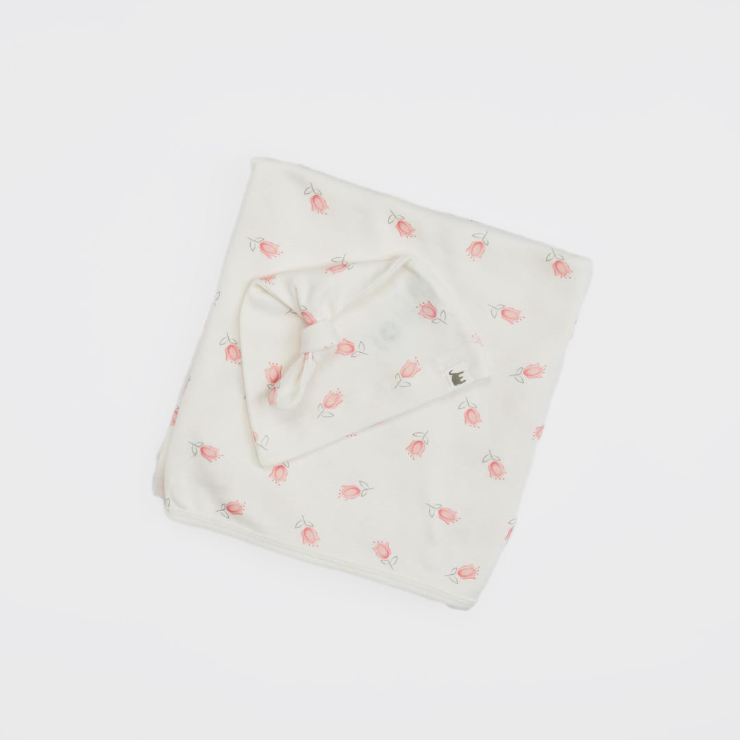 Tulip Blanket and Beanie set